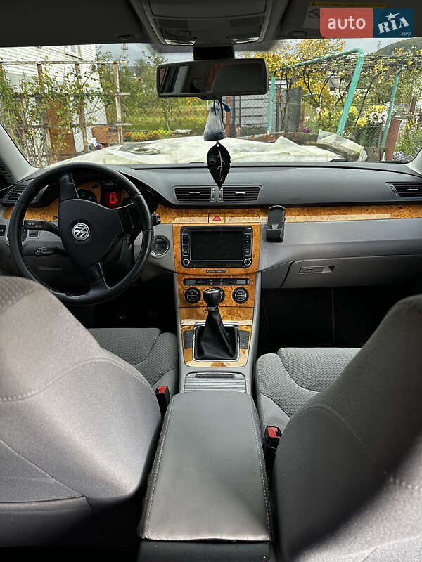 Седан Volkswagen Passat 2005 в Львові фото 32 Седан Volkswagen Passat 2005 в Львові