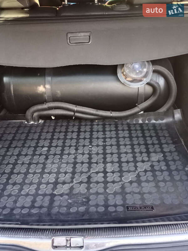 Универсал Volkswagen Passat 2005 в Львове фото 11 Универсал Volkswagen Passat 2005 в Львове