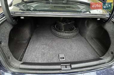 Седан Volkswagen Passat 2012 в 