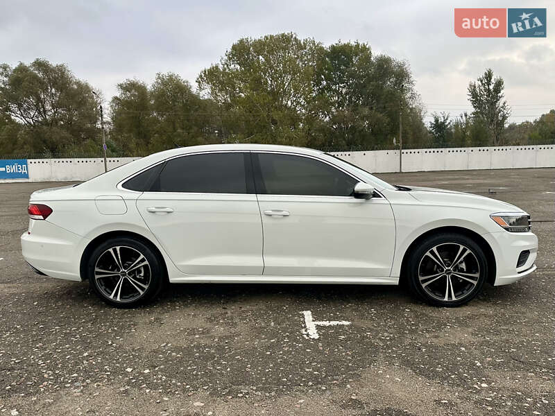 Седан Volkswagen Passat 2021 в Белой Церкви