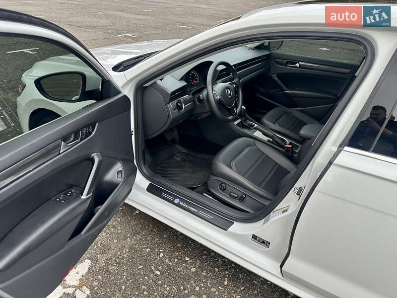 Седан Volkswagen Passat 2021 в Белой Церкви