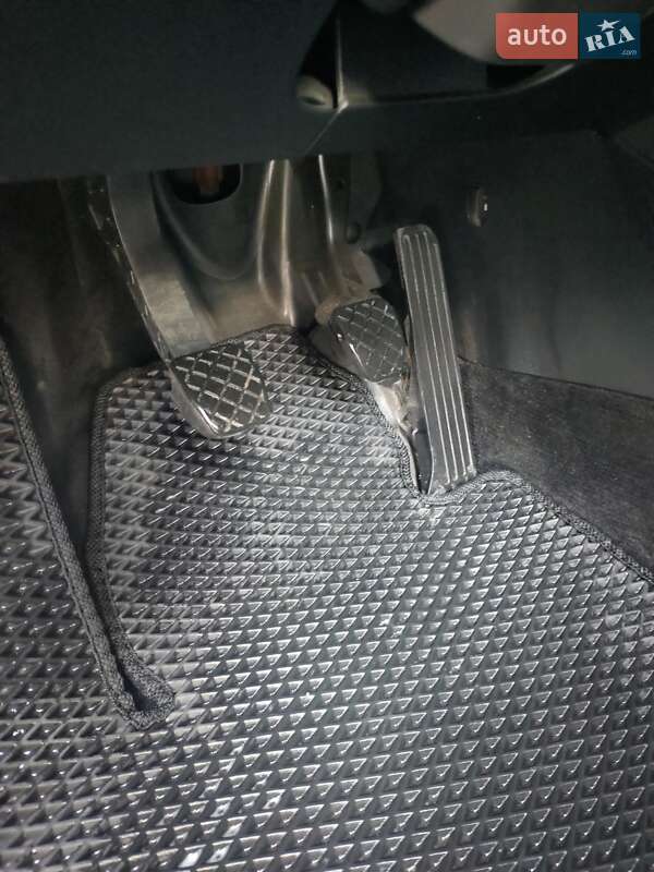 Универсал Volkswagen Passat 2014 в Кременчуге фото 32 Универсал Volkswagen Passat 2014 в Кременчуге