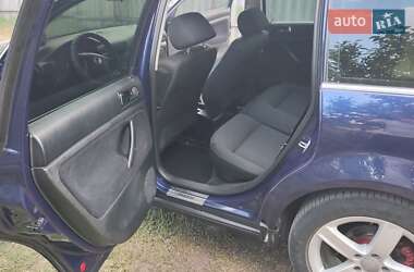 Універсал Volkswagen Passat 2001 в Новій Водолагі