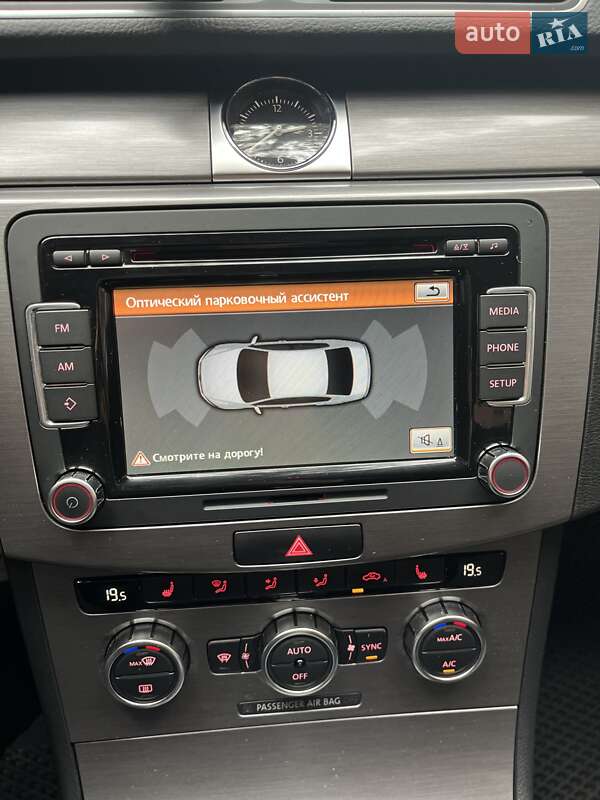 Седан Volkswagen Passat 2013 в Вишневому