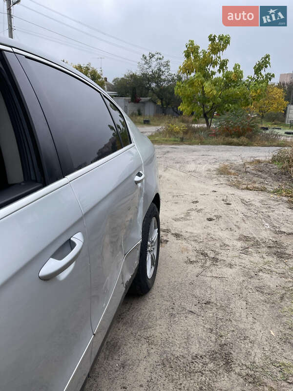 Седан Volkswagen Passat 2005 в Харькове