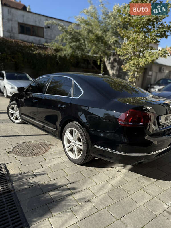 Седан Volkswagen Passat 2012 в Львове фото 5 Седан Volkswagen Passat 2012 в Львове