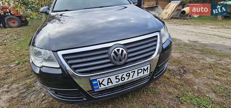 Седан Volkswagen Passat 2006 в Киеве