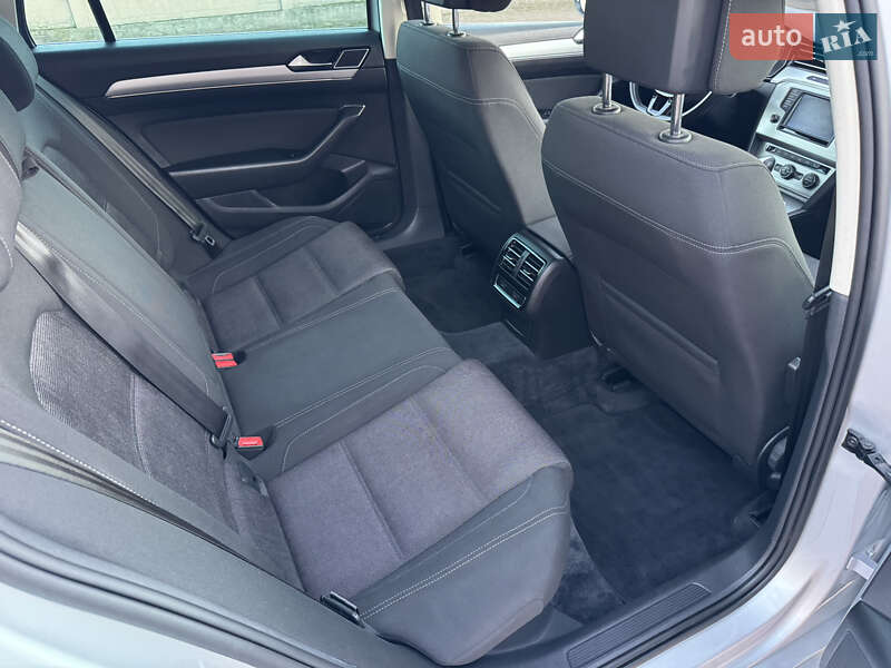 Універсал Volkswagen Passat 2016 в Стрию фото 120 Універсал Volkswagen Passat 2016 в Стрию