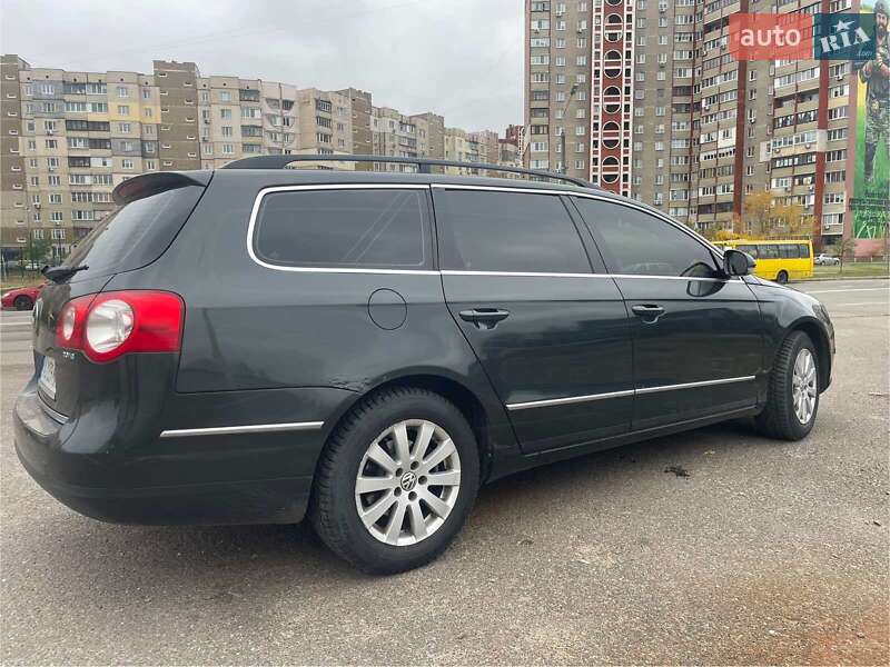 Универсал Volkswagen Passat 2006 в Киеве