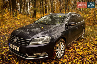 Універсал Volkswagen Passat 2012 в Лозовій