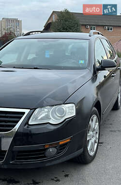 Универсал Volkswagen Passat 2010 в 