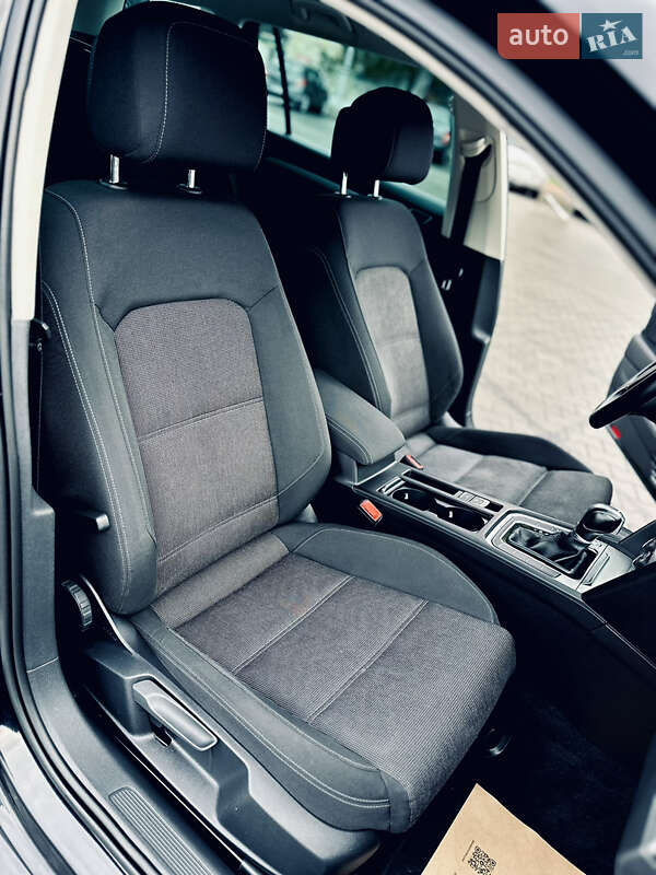 Универсал Volkswagen Passat 2017 в Луцке