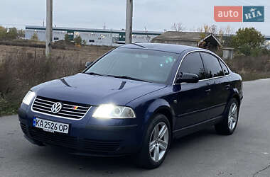 Седан Volkswagen Passat 2003 в Киеве