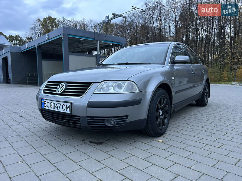 Седан Volkswagen Passat 2002 в Долині