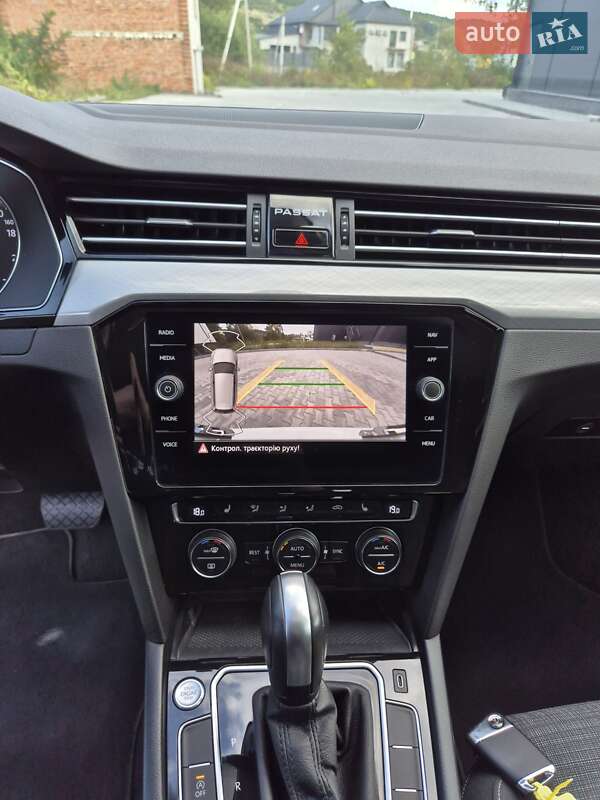 Универсал Volkswagen Passat 2020 в Бережанах