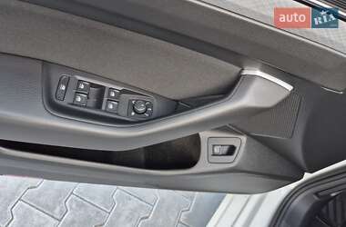 Універсал Volkswagen Passat 2020 в  фото 54 Універсал Volkswagen Passat 2020 в