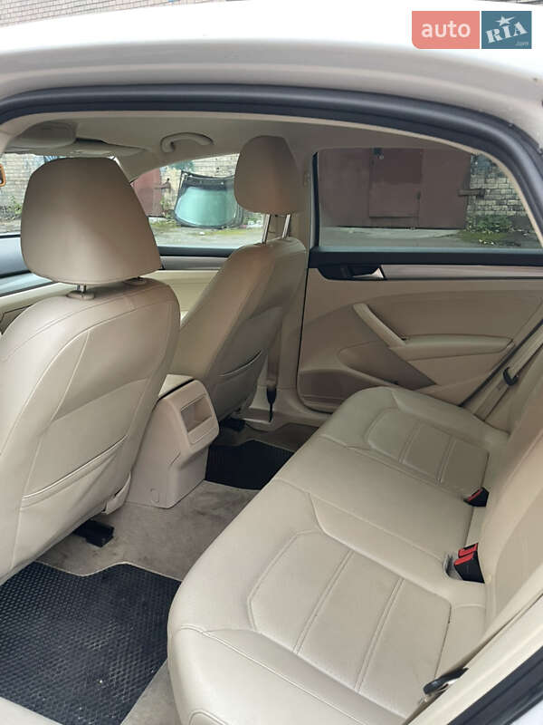 Седан Volkswagen Passat 2013 в Хмельницком фото 11 Седан Volkswagen Passat 2013 в Хмельницком