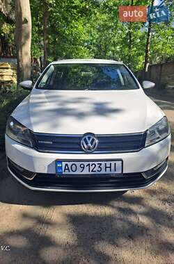 Универсал Volkswagen Passat 2013 в Южноукраинске