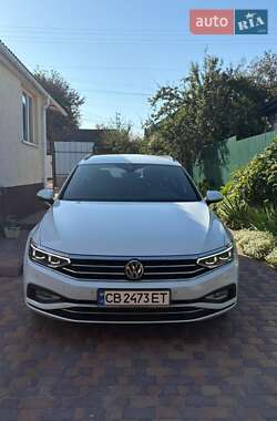 Універсал Volkswagen Passat 2020 в Прилуках