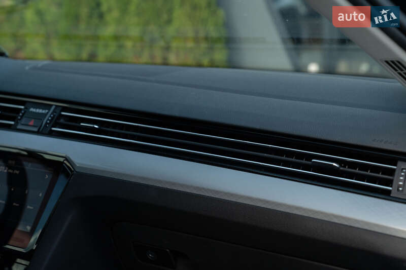 Універсал Volkswagen Passat 2021 в Чернівцях