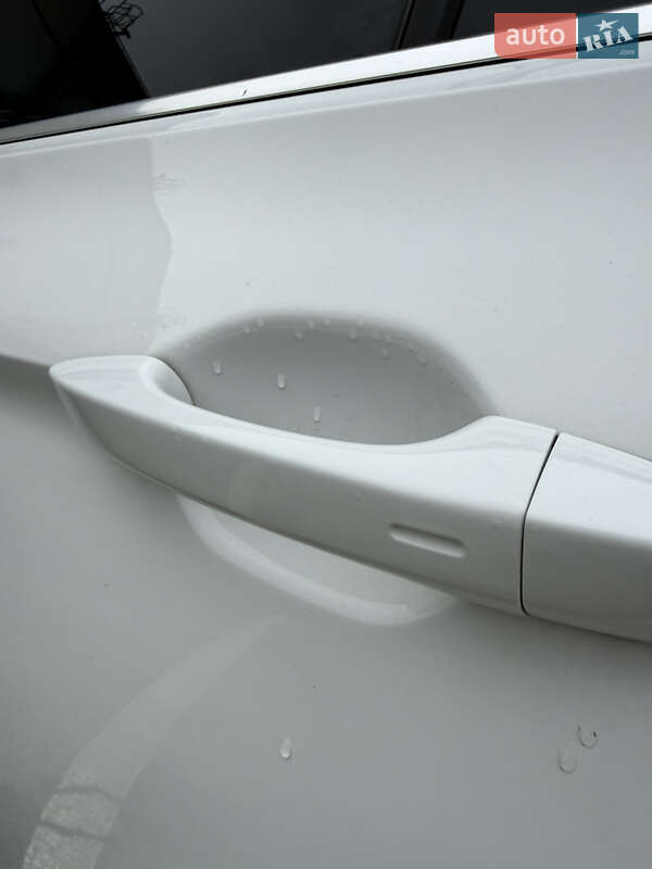 Универсал Volkswagen Passat 2017 в Киеве фото 17 Универсал Volkswagen Passat 2017 в Киеве