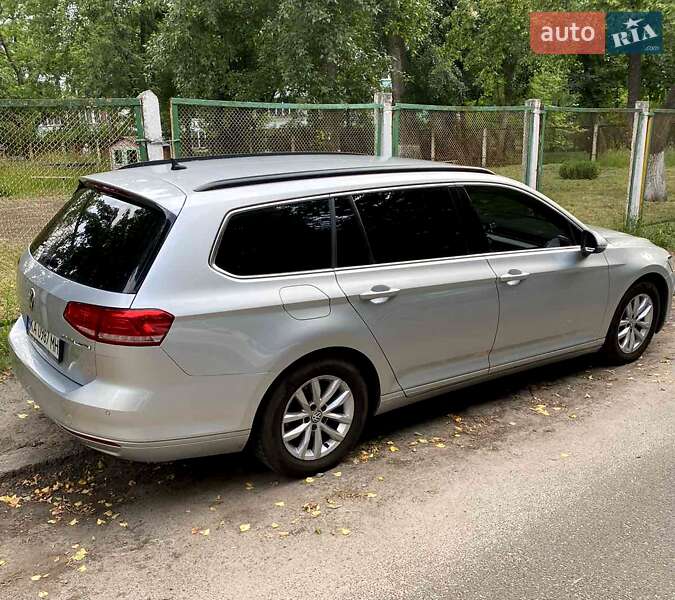 Универсал Volkswagen Passat 2015 в Киеве фото 8 Универсал Volkswagen Passat 2015 в Киеве