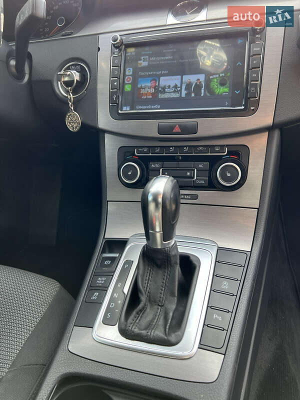 Універсал Volkswagen Passat 2011 в Косові