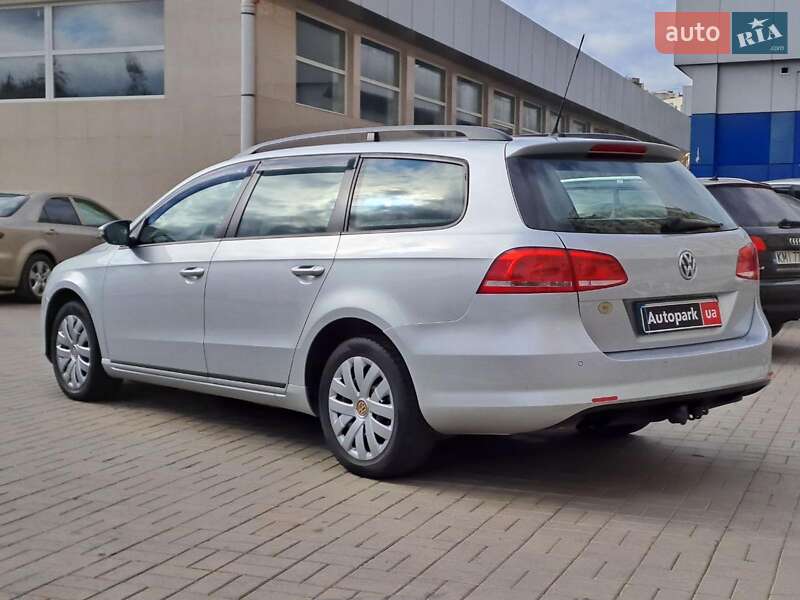Универсал Volkswagen Passat 2013 в Одессе