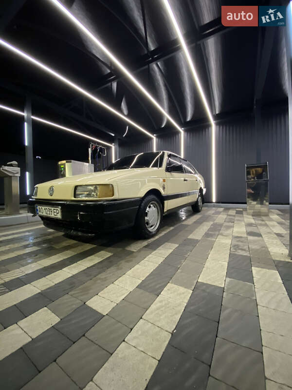 Volkswagen Passat 1991