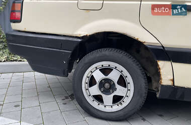 Седан Volkswagen Passat 1991 в Ужгороде
