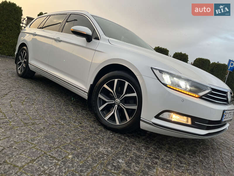 Універсал Volkswagen Passat 2018 в Львові фото 43 Універсал Volkswagen Passat 2018 в Львові