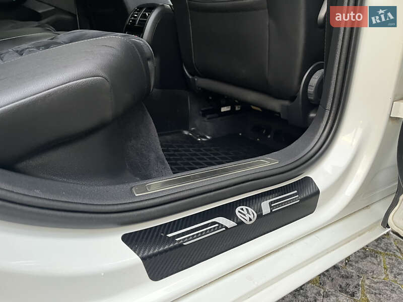 Універсал Volkswagen Passat 2018 в Львові фото 90 Універсал Volkswagen Passat 2018 в Львові