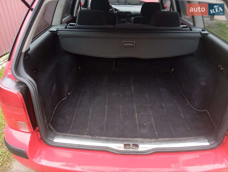 Универсал Volkswagen Passat 2000 в Львове