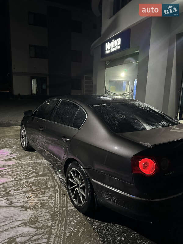 Седан Volkswagen Passat 2006 в Нересниці