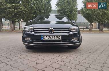Седан Volkswagen Passat 2021 в 