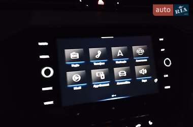 Седан Volkswagen Passat 2021 в 