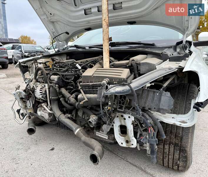 Седан Volkswagen Passat 2020 в Киеве