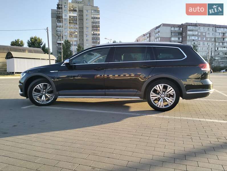 Универсал Volkswagen Passat 2016 в Киеве фото Универсал Volkswagen Passat 2016 в Киеве