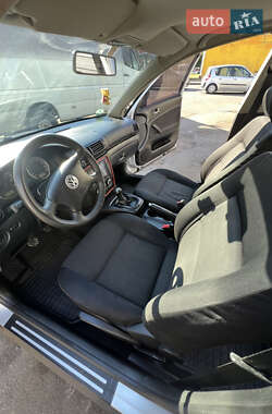 Седан Volkswagen Passat 2002 в  фото 19 Седан Volkswagen Passat 2002 в