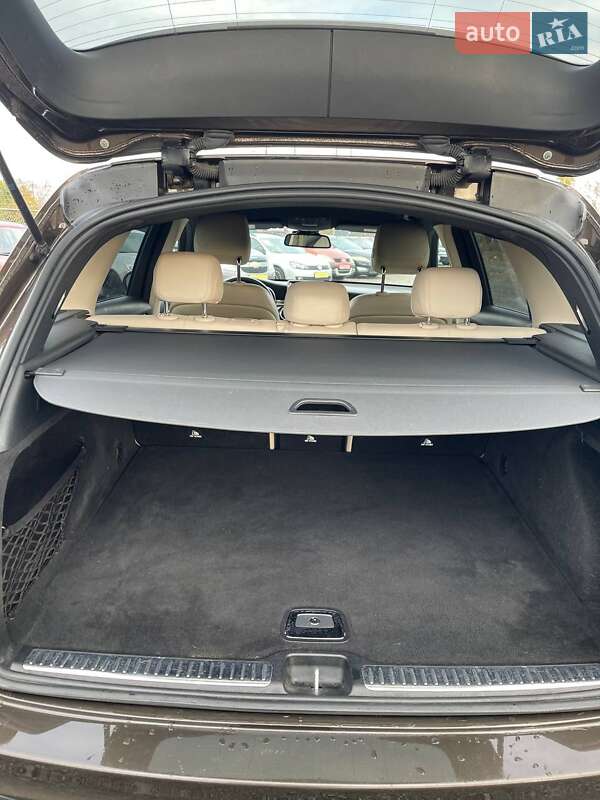 Універсал Volkswagen Passat 2009 в Ужгороді