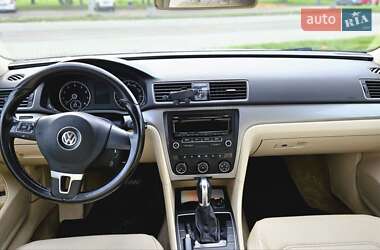 Седан Volkswagen Passat 2014 в 