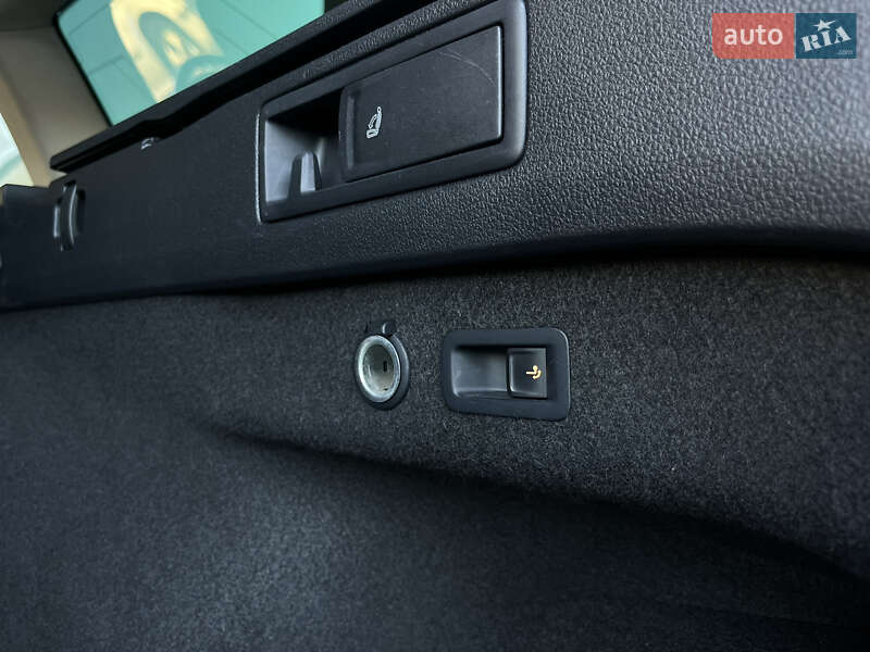 Универсал Volkswagen Passat 2015 в Харькове