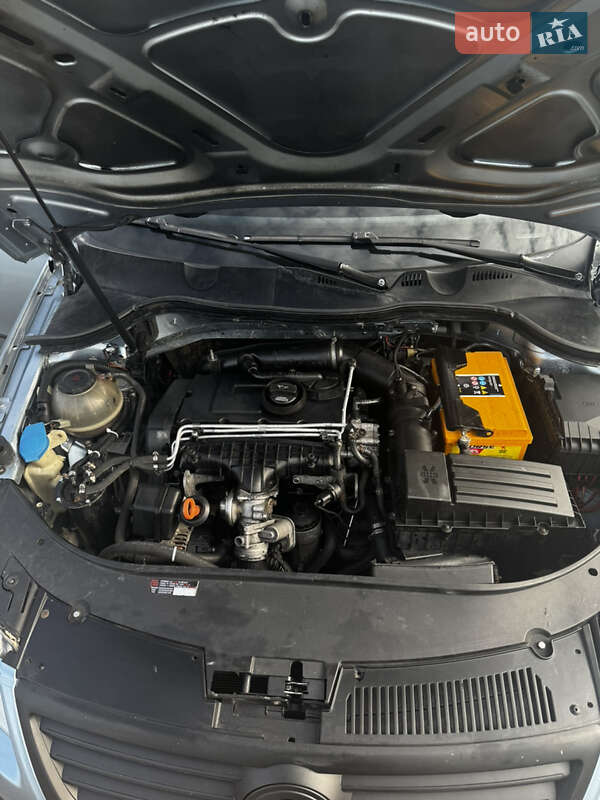 Седан Volkswagen Passat 2005 в Знаменке фото 11 Седан Volkswagen Passat 2005 в Знаменке