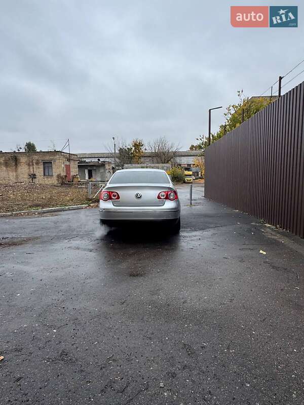 Седан Volkswagen Passat 2007 в Киеве фото 10 Седан Volkswagen Passat 2007 в Киеве