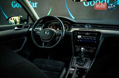 Универсал Volkswagen Passat 2019 в 