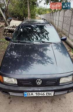 Универсал Volkswagen Passat 1990 в Кременчуге