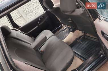 Универсал Volkswagen Passat 1990 в 