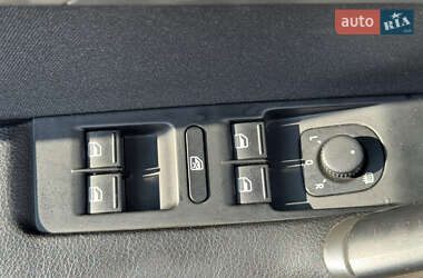 Универсал Volkswagen Passat 2012 в 