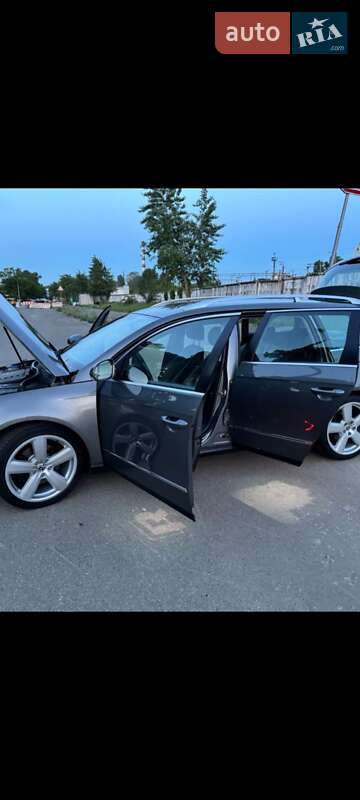 Универсал Volkswagen Passat 2006 в Киеве фото 31 Универсал Volkswagen Passat 2006 в Киеве