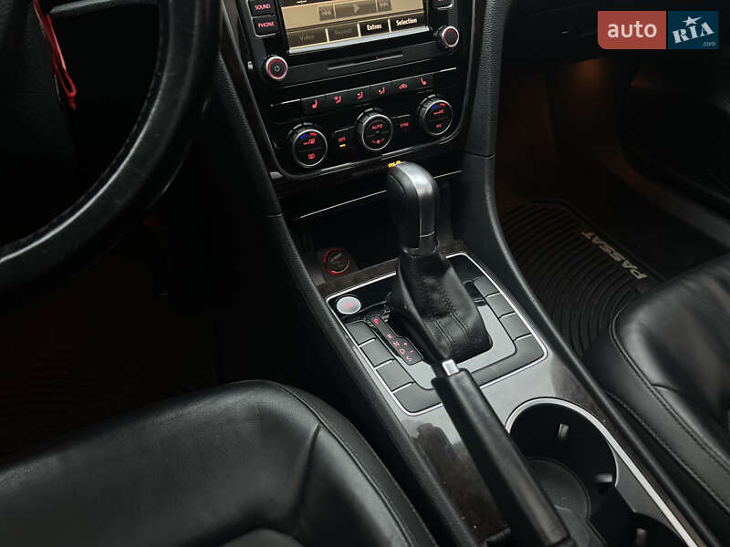Седан Volkswagen Passat 2015 в Киеве фото 27 Седан Volkswagen Passat 2015 в Киеве
